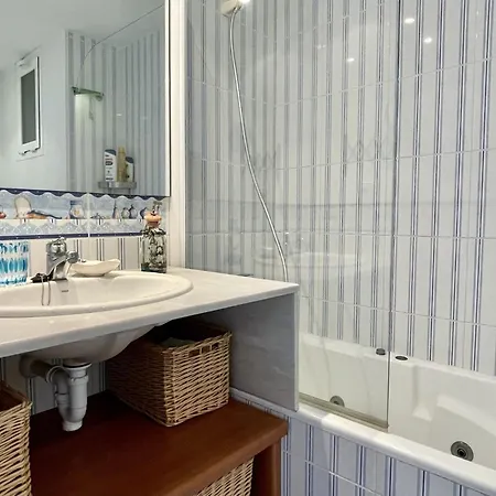 Apartment Rocamaura I A 2-2 *